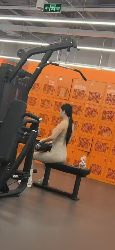 南昌健身小女友菲儿颜值控，身材控，女友控不容错过