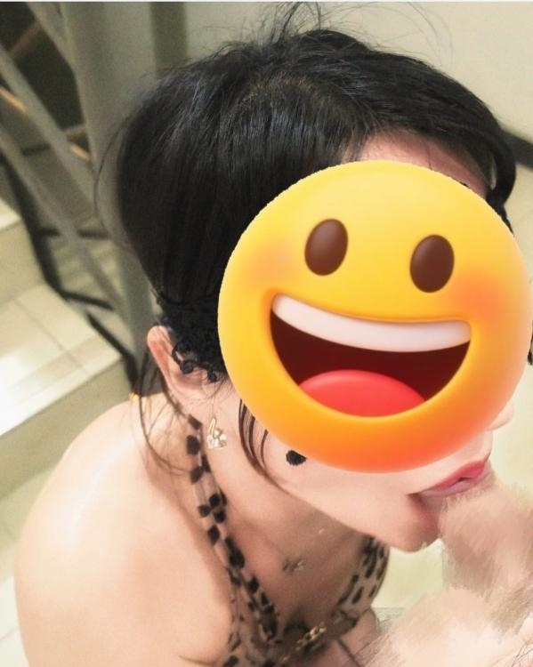 南京市迷人又风情的御姐