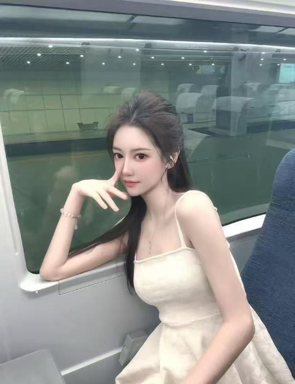 长沙市高颜值极品美女模特