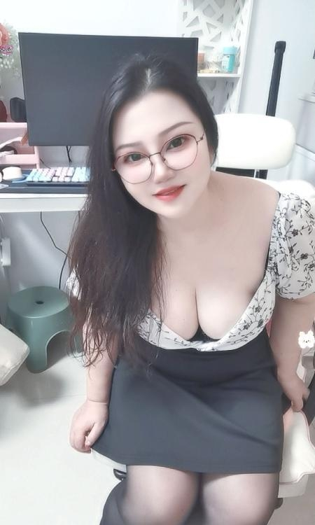 广州市梅花园丰满少妇