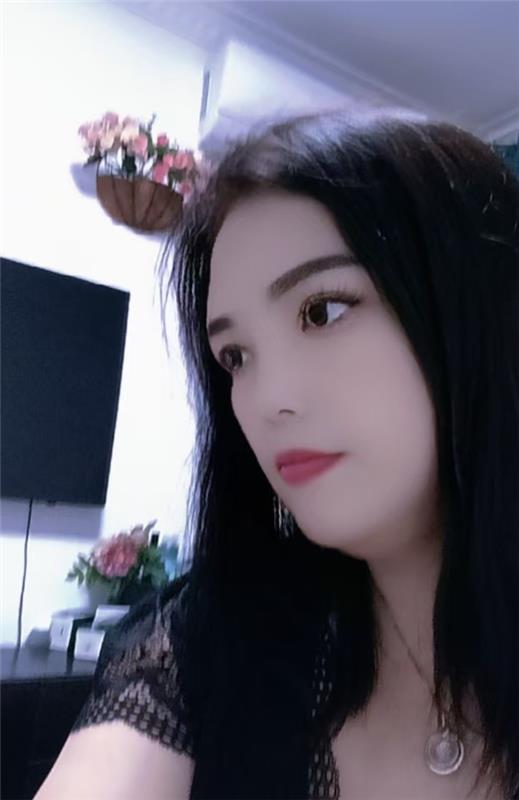 上海验证巨乳肥臀少妇