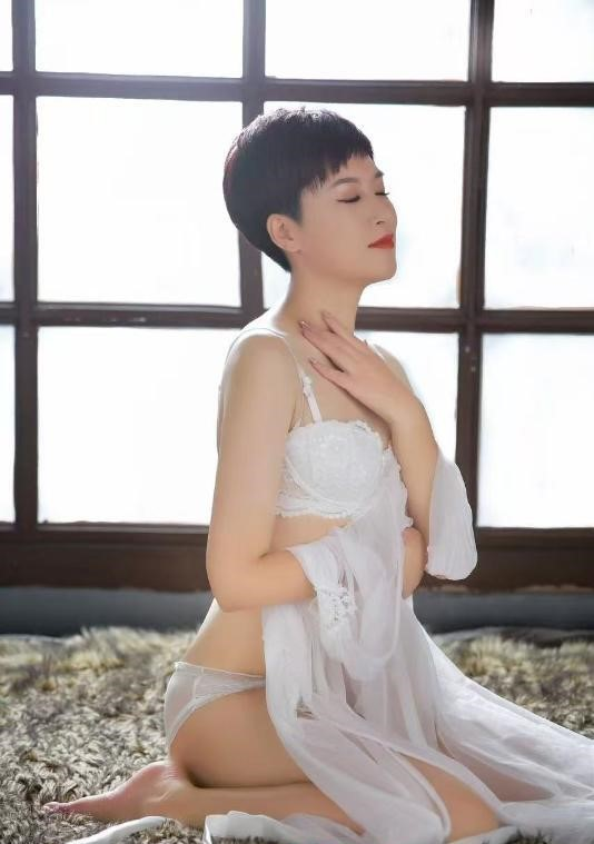 哈尔滨市琪琪小妹