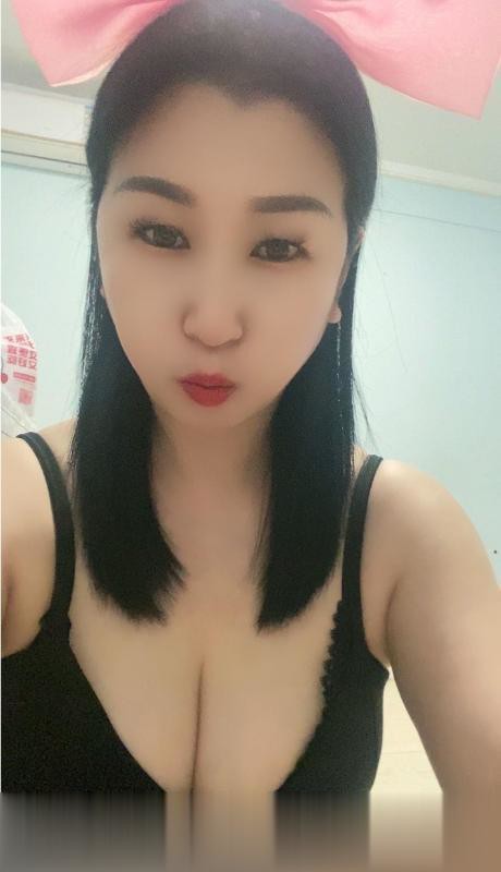 沈阳包夜大胸轻熟女