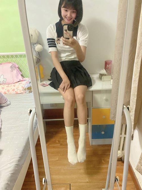 北京馒头一线天个人兼职02年女友系,小萝莉