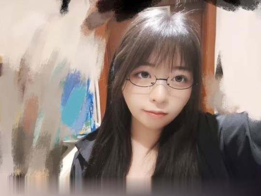 天津-河东可乐不加冰白虎妞