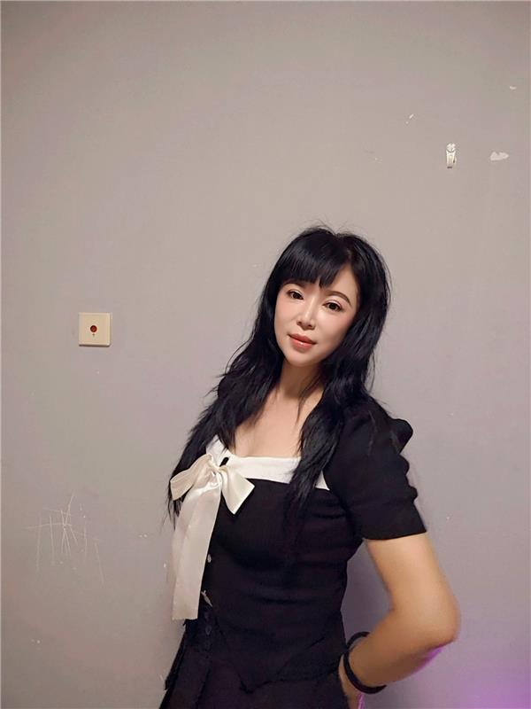 上海奉贤顶级服务系梅朵