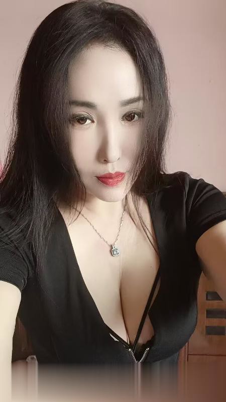 苏州吴中肥臀美妇