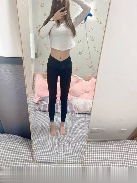 南京瑜伽小少妇.