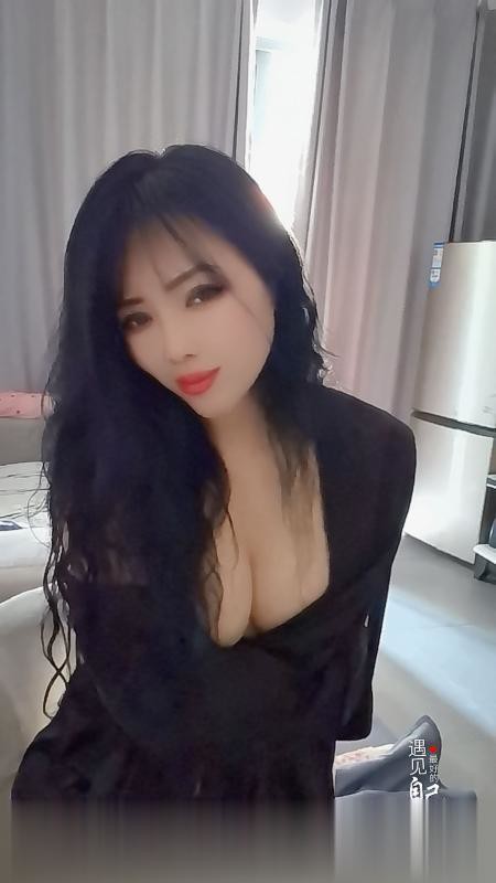 苏州肥臀淼淼..肥臀小姐姐30出头。胸大屁股大。有轻微性瘾